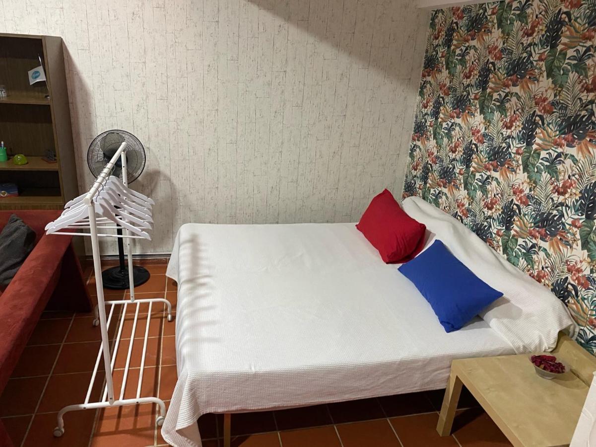 Castilleja , Casa-Apartamento Cerca Centro Sevilla Wifi Familias Trabajo Garaje Кастиеха де ла Куеста Екстериор снимка