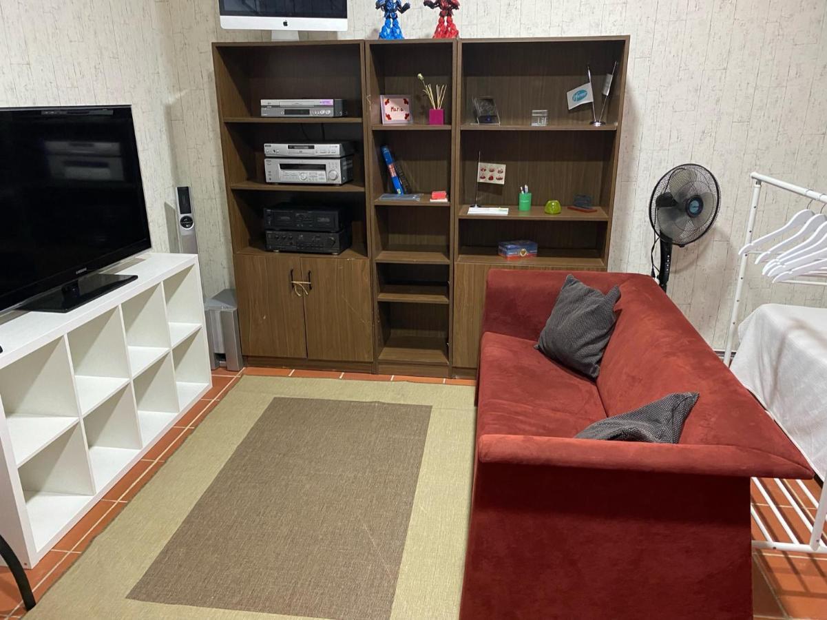 Castilleja , Casa-Apartamento Cerca Centro Sevilla Wifi Familias Trabajo Garaje Кастиеха де ла Куеста Екстериор снимка