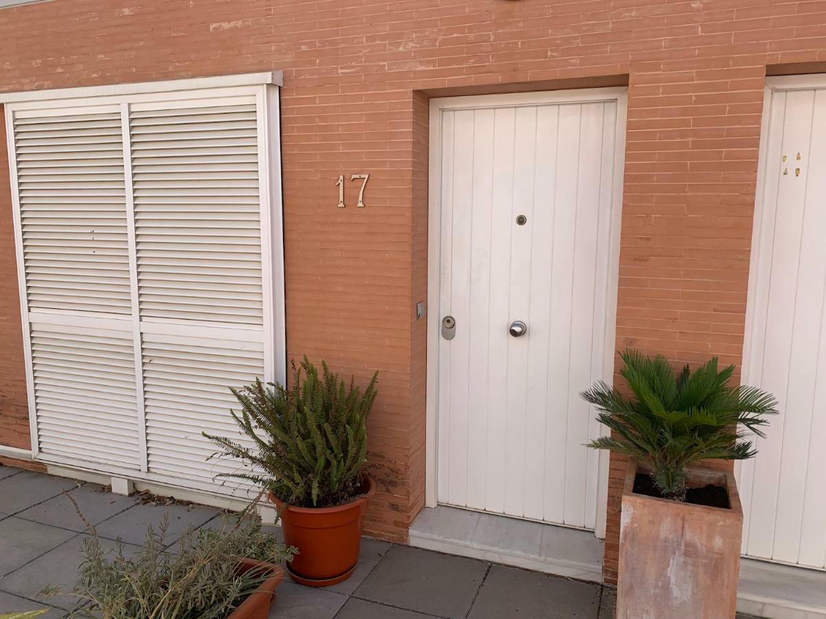 Castilleja , Casa-Apartamento Cerca Centro Sevilla Wifi Familias Trabajo Garaje Кастиеха де ла Куеста Екстериор снимка