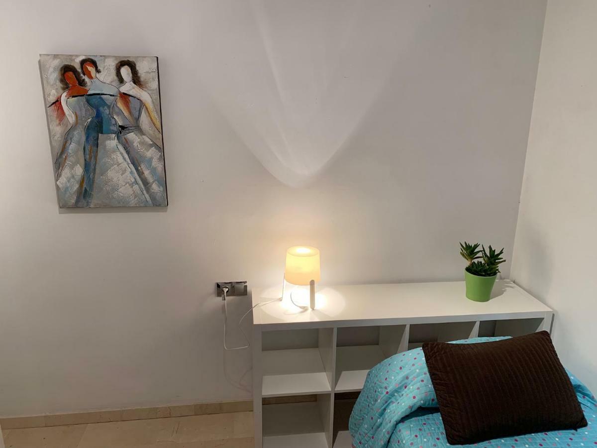 Castilleja , Casa-Apartamento Cerca Centro Sevilla Wifi Familias Trabajo Garaje Кастиеха де ла Куеста Екстериор снимка